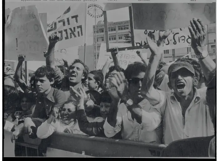 Framed Print : Israeli Citizens Protesting Against Prices and Taxes Framed Print : Israeli Citizens Protesting Against Prices and Taxes
