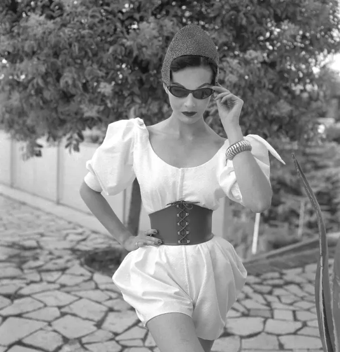 Framed Print : Italian Beach Fashion Framed Print : Italian Beach Fashion