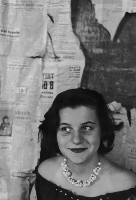 Framed Print : Italian Girl Framed Print : Italian Girl