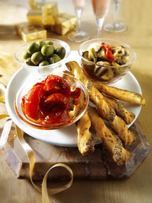 Framed Print : Italian Party buffet food with dried tomatoes, bread sticks or bread sticks, olives and marinated wild mushrooms Framed Print : Italian Party buffet food with dried tomatoes, bread sticks or bread sticks, olives and marinated wild mushrooms