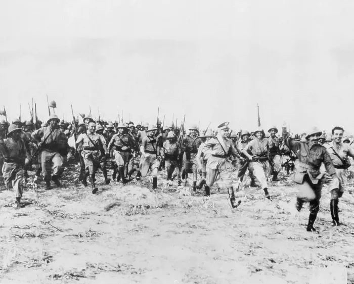 Framed Print : Italian Soldiers Heading into African Town Framed Print : Italian Soldiers Heading into African Town