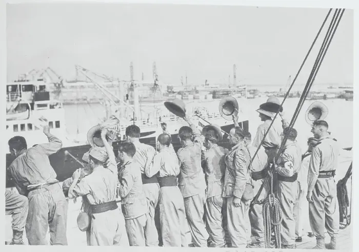 Framed Print : Italian Soldiers Leaving Port for Duty Framed Print : Italian Soldiers Leaving Port for Duty