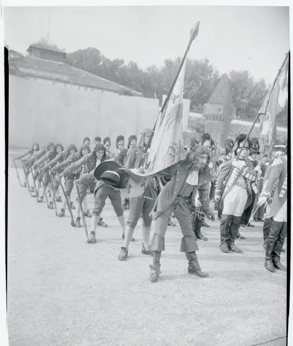 Framed Print : Italian Soldiers Posing as Sardegnian Grenadiers Regiment Framed Print : Italian Soldiers Posing as Sardegnian Grenadiers Regiment