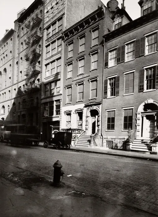 Framed Print : IWW Headquarters In New York Framed Print : IWW Headquarters In New York
