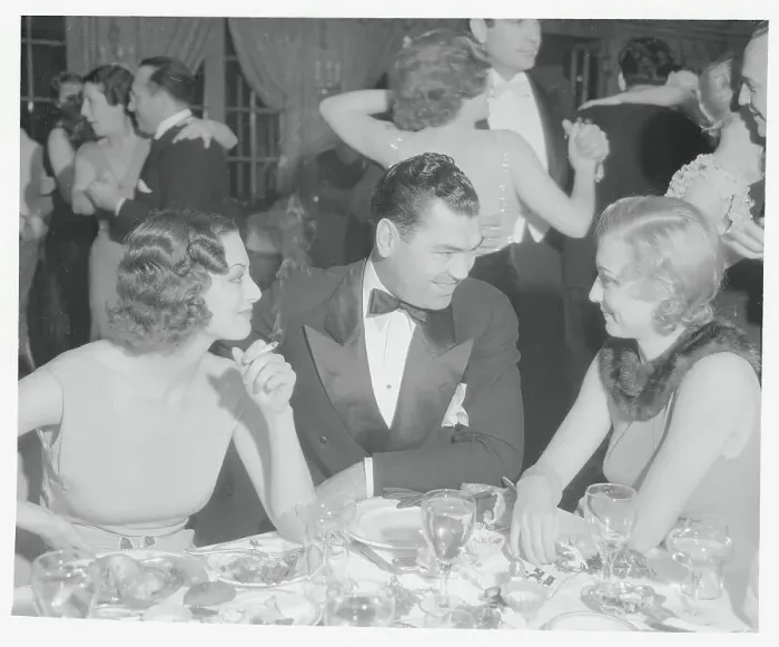 Framed Print : Jack Dempsey Chatting with Gail Sisters Framed Print : Jack Dempsey Chatting with Gail Sisters