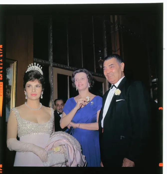 Framed Print : Jack Demspey with Ladies at Time Event Framed Print : Jack Demspey with Ladies at Time Event