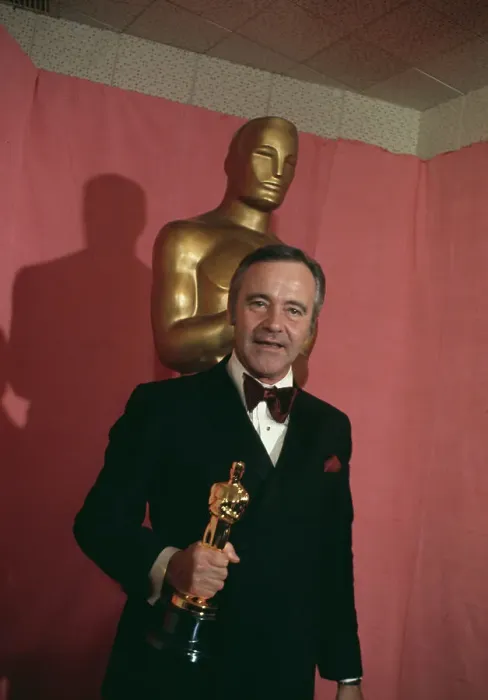 Framed Print : Jack Lemmon With Academy Award Framed Print : Jack Lemmon With Academy Award