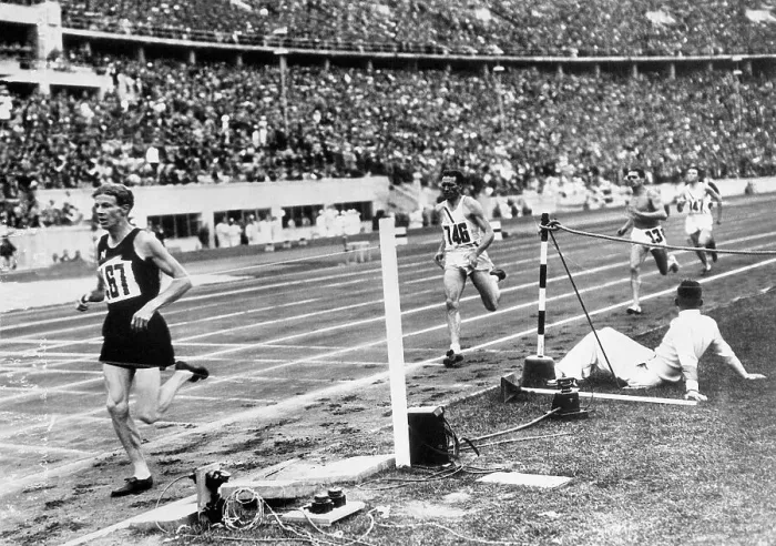 Framed Print : Jack Lovelock Winning Olympic Race Framed Print : Jack Lovelock Winning Olympic Race