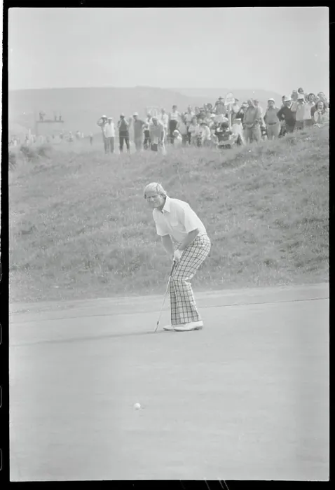 Framed Print : Jack Nicklaus in the British Open Framed Print : Jack Nicklaus in the British Open
