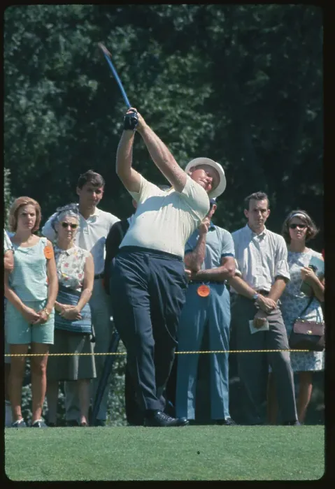 Framed Print : Jack Nicklaus Teeing Off Framed Print : Jack Nicklaus Teeing Off