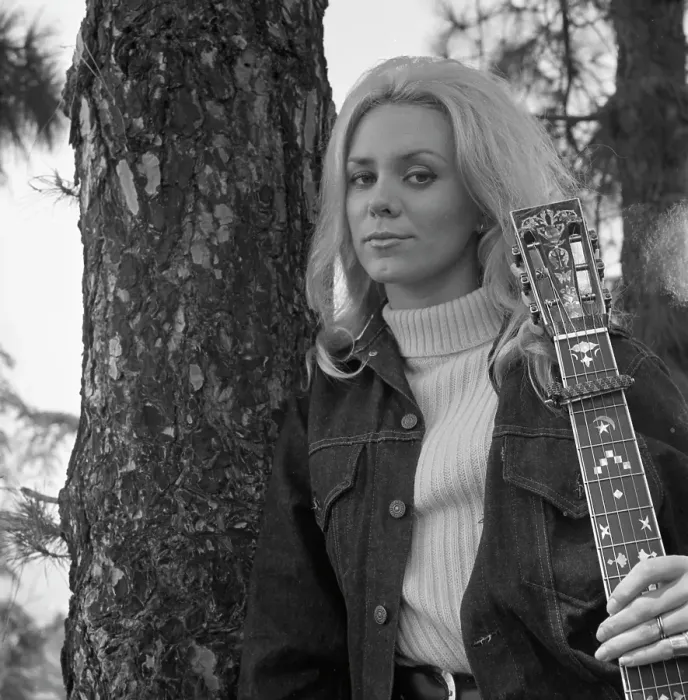 Framed Print : Jackie DeShannon Portrait Session Framed Print : Jackie DeShannon Portrait Session