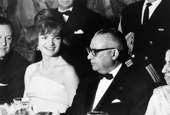 Framed Print : Jackie Kennedy and Romulo Betancourt Dine Framed Print : Jackie Kennedy and Romulo Betancourt Dine