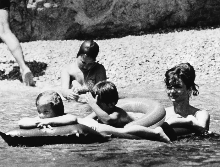 Framed Print : Jackie Kennedy Swimming With Daughter and Niece Framed Print : Jackie Kennedy Swimming With Daughter and Niece