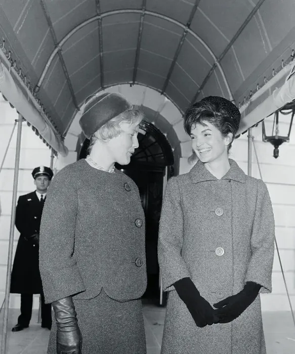 Framed Print : Jackie Kennedy Talking with Libeth Werhahn Framed Print : Jackie Kennedy Talking with Libeth Werhahn