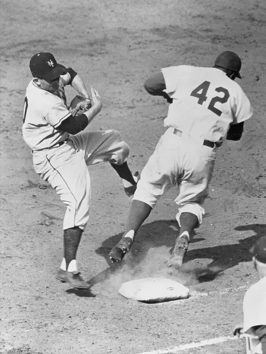 Framed Print : Jackie Robinson Colliding with Davey Williams Framed Print : Jackie Robinson Colliding with Davey Williams