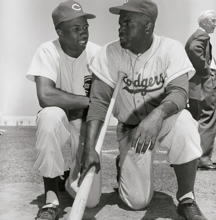 Framed Print : Jackie Robinson with Frank Robinson Framed Print : Jackie Robinson with Frank Robinson