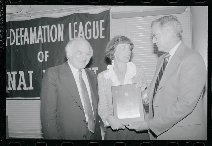 Framed Print : Jacobo Timerman Receiving the ADL's Hubert H. Humphrey Freedom Prize Medallion