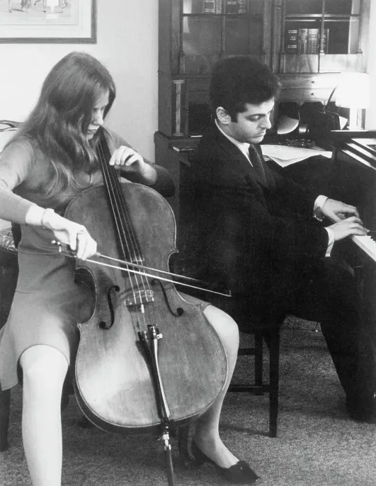 Framed Print : Jacqueline Du Pre and Daniel Barenboim Framed Print : Jacqueline Du Pre and Daniel Barenboim