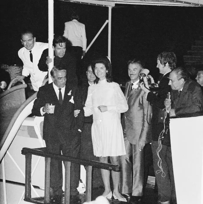 Framed Print : Jacqueline Kennedy and Aristotle Onassis Framed Print : Jacqueline Kennedy and Aristotle Onassis