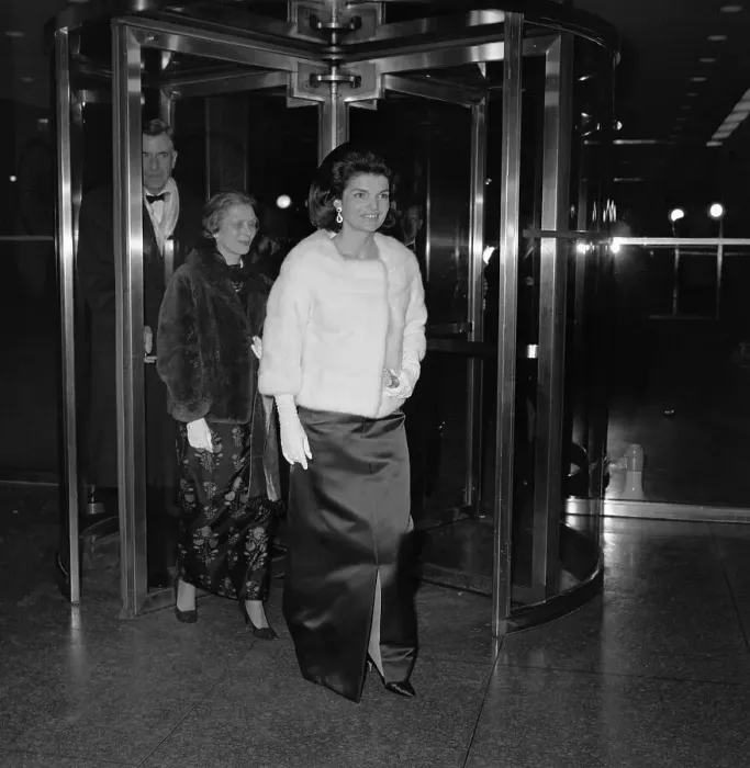 Framed Print : Jacqueline Kennedy Arriving for Exhibit