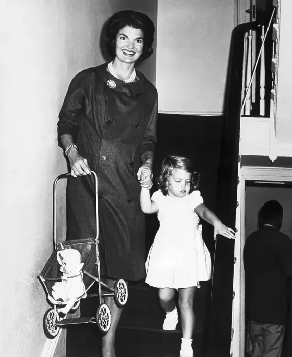 Framed Print : Jacqueline Kennedy With Caroline Kennedy Framed Print : Jacqueline Kennedy With Caroline Kennedy