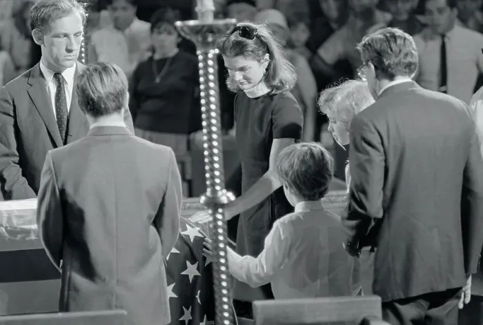 Framed Print : Jacqueline Kennedy and Her Children at Robert Kennedy's Funeral Framed Print : Jacqueline Kennedy and Her Children at Robert Kennedy's Funeral