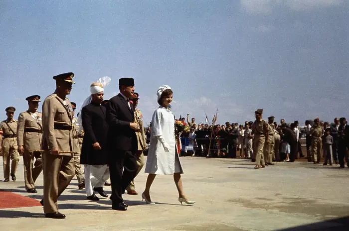 Framed Print : Jacqueline Kennedy and Entourage on Pakistan Tour Framed Print : Jacqueline Kennedy and Entourage on Pakistan Tour