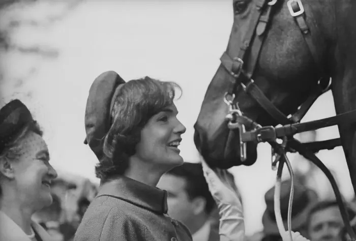Framed Print : Jacqueline Kennedy Looking at a Horse Framed Print : Jacqueline Kennedy Looking at a Horse