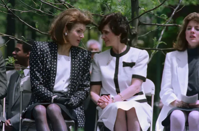 Framed Print : Jacqueline Kennedy Onassis Chatting with Kitty Dukakis Framed Print : Jacqueline Kennedy Onassis Chatting with Kitty Dukakis