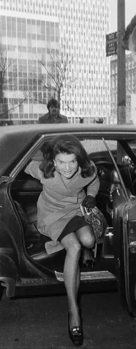 Framed Print : Jacqueline Kennedy Onassis Leaving Limousine Framed Print : Jacqueline Kennedy Onassis Leaving Limousine