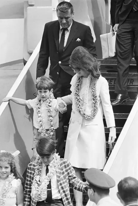 Framed Print : Jacqueline Kennedy and Peter Lawford Arriving In Honolulu Framed Print : Jacqueline Kennedy and Peter Lawford Arriving In Honolulu