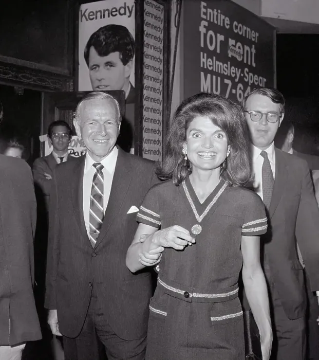 Framed Print : Jacqueline Kennedy And Ros Gilpatrick