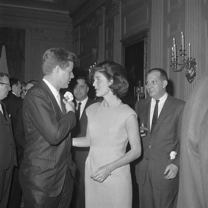 Framed Print : Jacqueline Kennedy Talking to Wilmarth Lewis Framed Print : Jacqueline Kennedy Talking to Wilmarth Lewis
