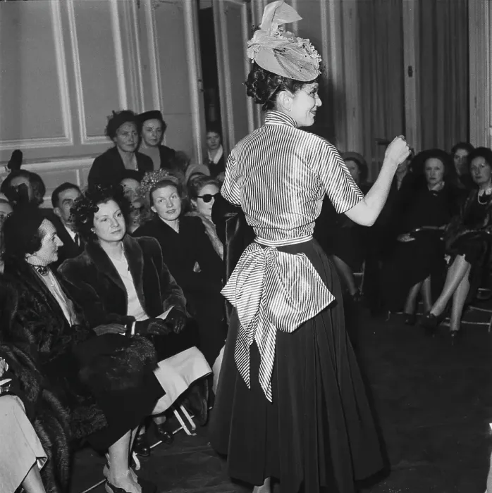 Framed Print : Jacques Fath Summer 1948 Fashion Show Framed Print : Jacques Fath Summer 1948 Fashion Show