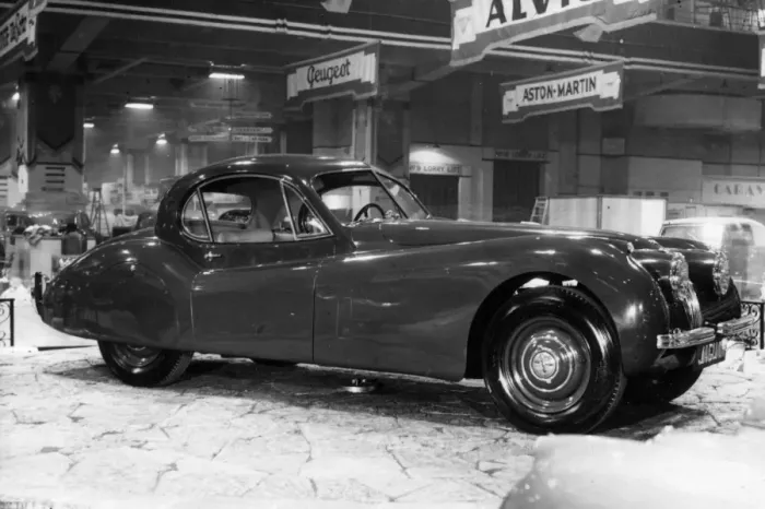 Framed Print : Jaguar XK 120