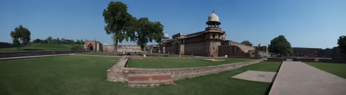 Framed Print : Jahangir Palace at Agra Fort, Agra, Uttar Pradesh, India Framed Print : Jahangir Palace at Agra Fort, Agra, Uttar Pradesh, India