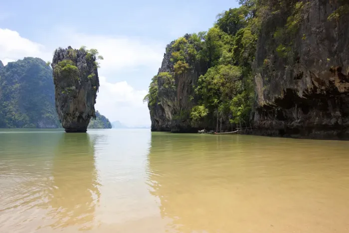 Framed Print : James Bond rocks in the Phnag Nga Bay, Thailand, Asia