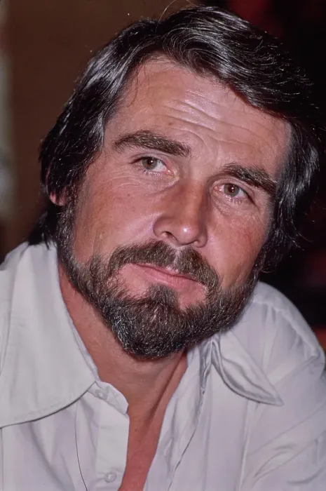Framed Print : James Brolin Framed Print : James Brolin