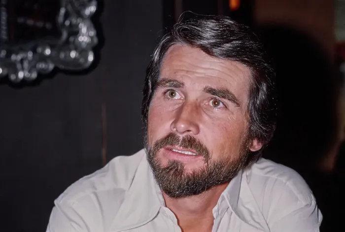 Framed Print : James Brolin Framed Print : James Brolin