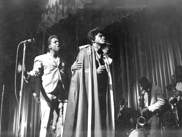 Framed Print : James Brown Performing At The Apollo Framed Print : James Brown Performing At The Apollo