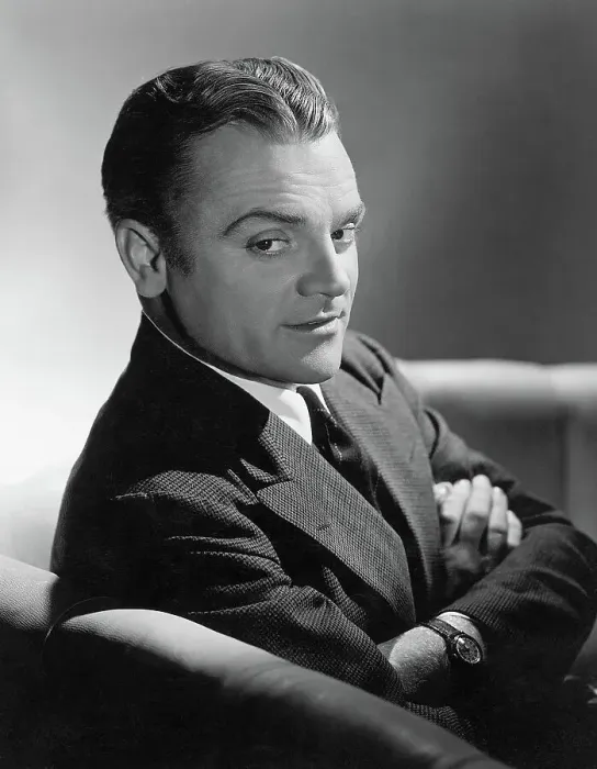 Framed Print : James Cagney In Close-Up Publicity Photo Framed Print : James Cagney In Close-Up Publicity Photo