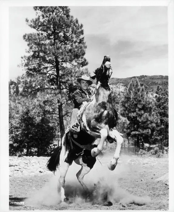 Framed Print : James Cagney In Run For Cover Framed Print : James Cagney In Run For Cover