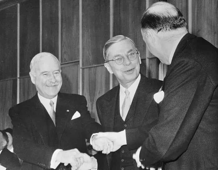 Framed Print : James Conant Shaking Hands with Andre Francois-Poncet and Frederick Hoyer-Millar Framed Print : James Conant Shaking Hands with Andre Francois-Poncet and Frederick Hoyer-Millar
