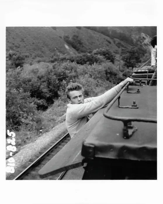 Framed Print : James Dean In East Of Eden Framed Print : James Dean In East Of Eden