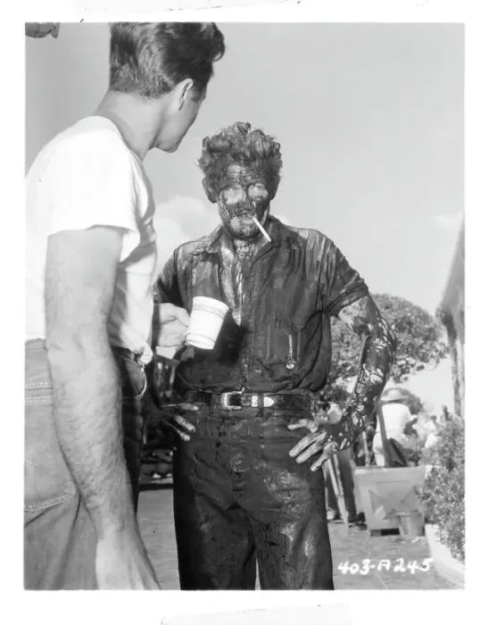 Framed Print : James Dean In Giant Framed Print : James Dean In Giant