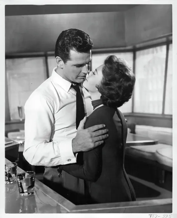 Framed Print : James Garner And Natalie Wood In Cash McCall Framed Print : James Garner And Natalie Wood In Cash McCall