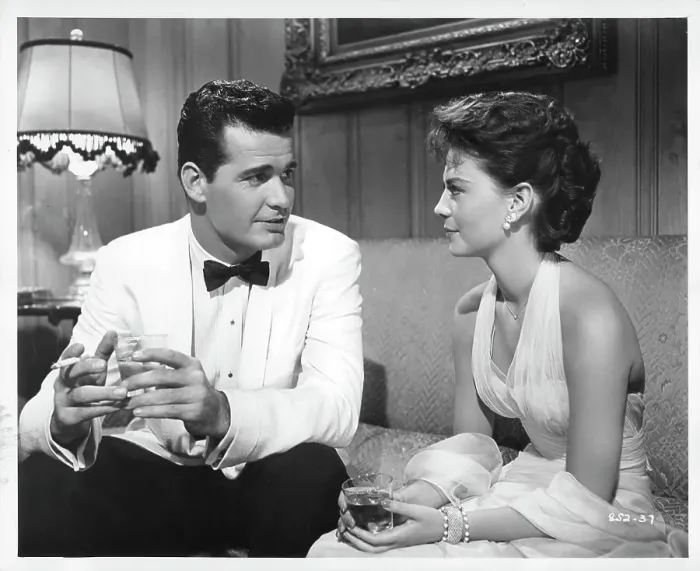 Framed Print : James Garner And Natalie Wood In Cash McCall Framed Print : James Garner And Natalie Wood In Cash McCall