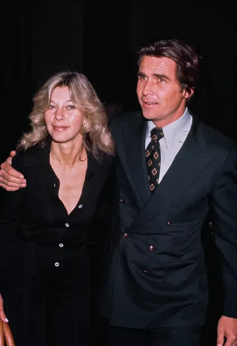 Framed Print : Jane Cameron Agee & James Brolin Framed Print : Jane Cameron Agee & James Brolin