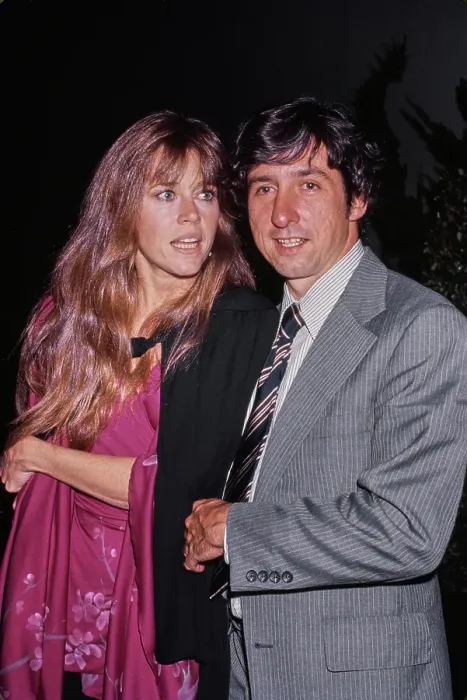 Framed Print : Jane Fonda And Tom Hayden Framed Print : Jane Fonda And Tom Hayden