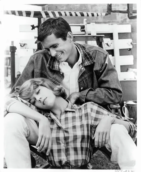 Framed Print : Jane Fonda And Tony Perkins In Tall Story